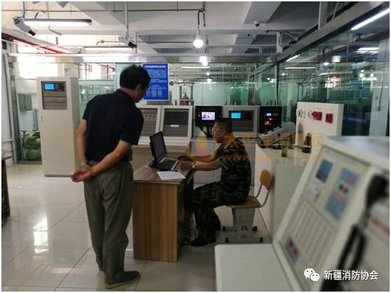 新疆建構筑物救火員測驗